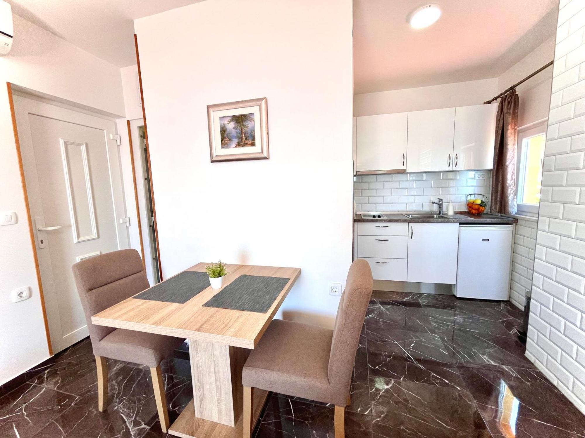 Apartments Sunset ムリニ 部屋 写真