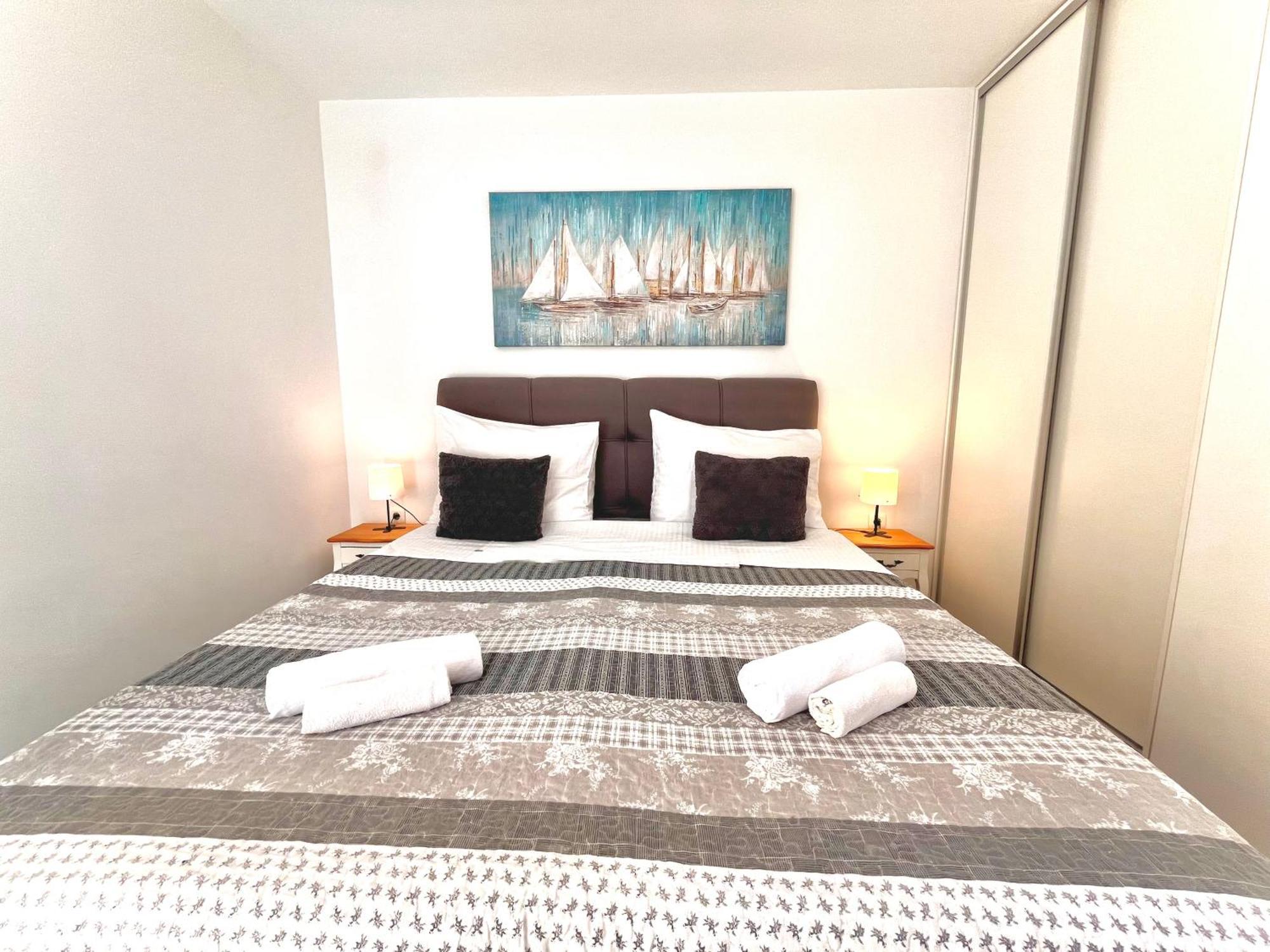 Apartments Sunset ムリニ 部屋 写真