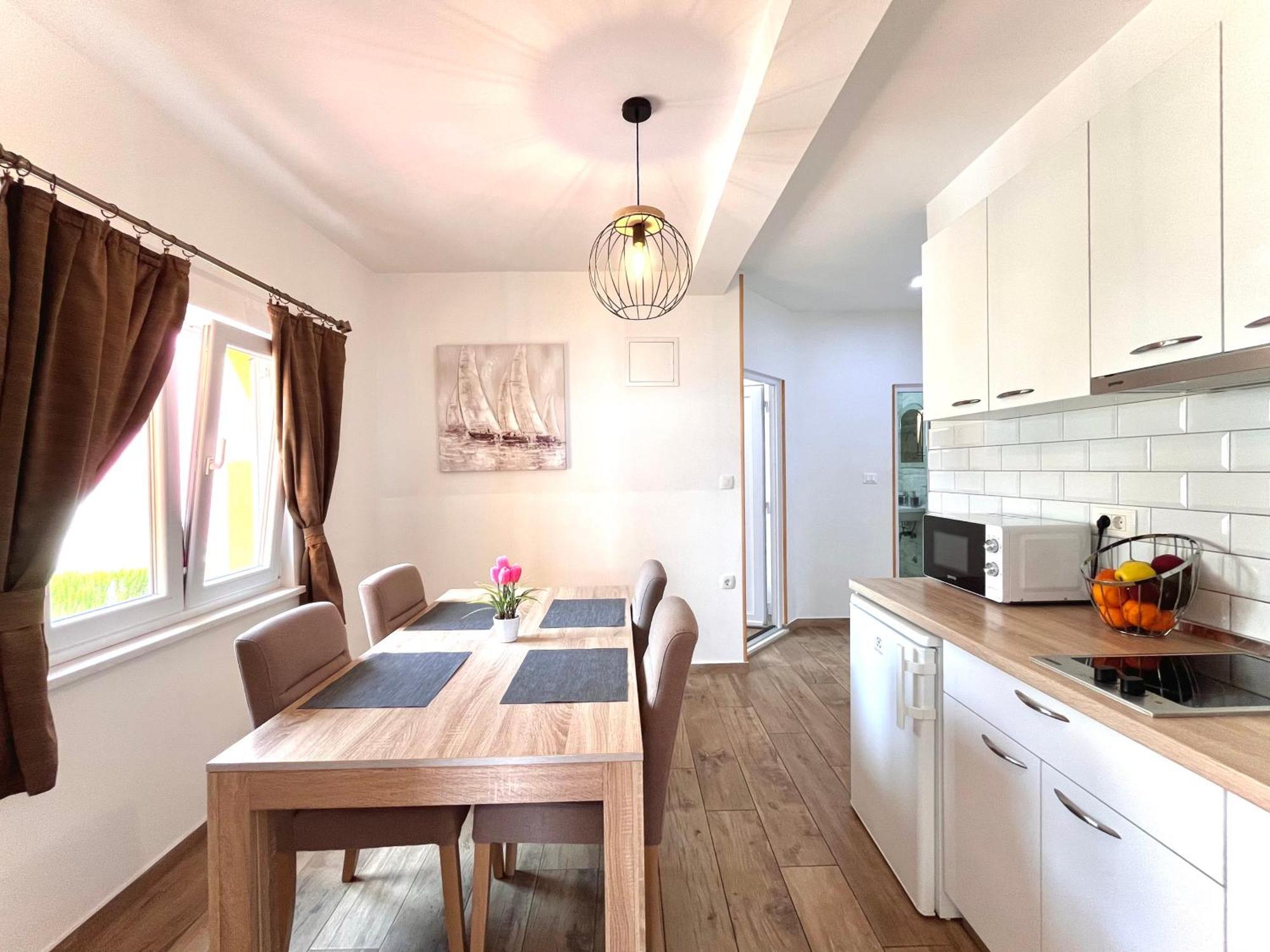 Apartments Sunset ムリニ 部屋 写真